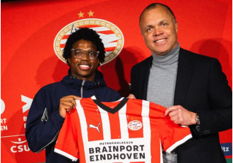 Tyrell Malacia shares his thoughts on joining PSV, taking a dig at Manchester United in the process.