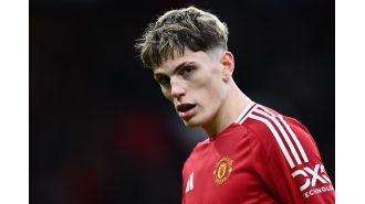 Napoli say Manchester United overpaid for £29m transfer of Alejandro Garnacho and question fairness of request.