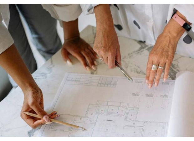 Detroit's $4.9M rail replacement project, led by a black woman, seeks to promote diversity and inclusion in the construction industry.