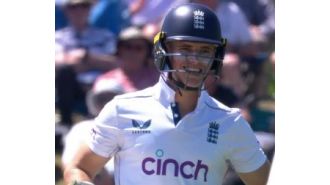 England has brought in Tom Banton to replace injured player Jacob Bethell.