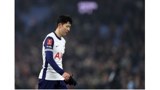 Shearer criticizes Tottenham player for not showing enough determination during FA Cup loss.