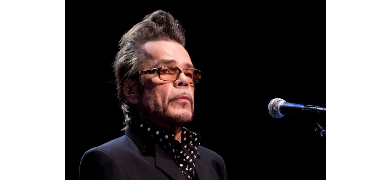 Iconic 70s lead singer announces terminal cancer and asks for support from followers