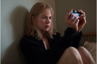 Netflix introduces a new suspenseful thriller similar to Memento, perfect for fans of the book Fool Me Once.