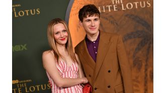 Iris Apatow looks just like her famous mom as she supports her boyfriend, a star on White Lotus.