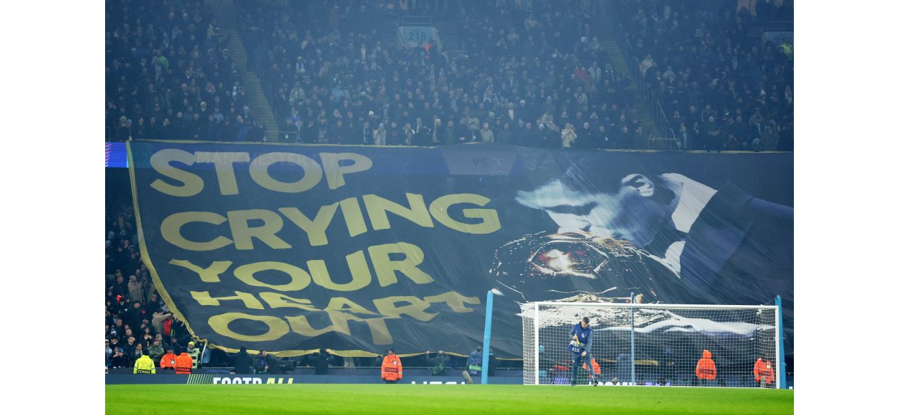 Carragher criticizes Man City's 'ridiculous' banner for Vinicius Jr.