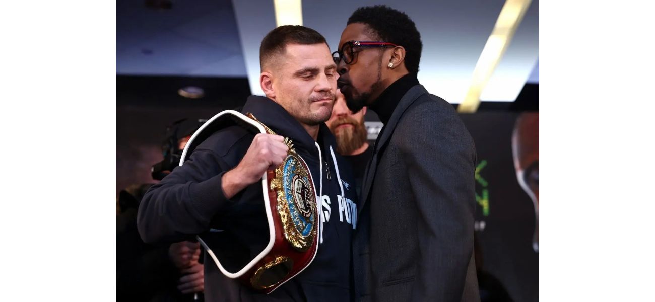 Boxer alleges that his rival, whom he considers to be racist, sent him a package containing bananas and watermelon prior to their fight.