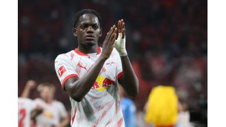 Premier League clubs Man Utd and Liverpool keen on pricey RB Leipzig defender, player wants to make a move.