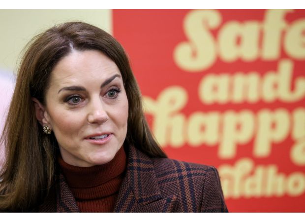 Kate visits incarcerated mothers who claim that child care is more satisfactory in prison than in society.