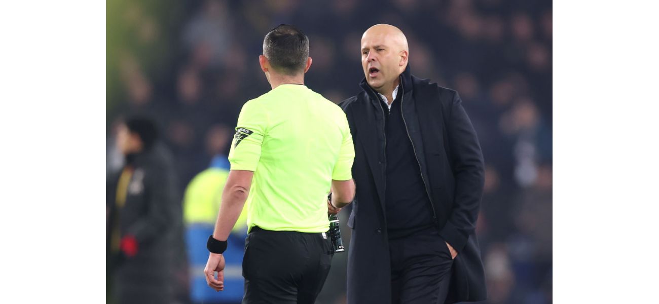 Arne Slot was sent off by Michael Oliver after Everton vs Liverpool match according to Premier League.