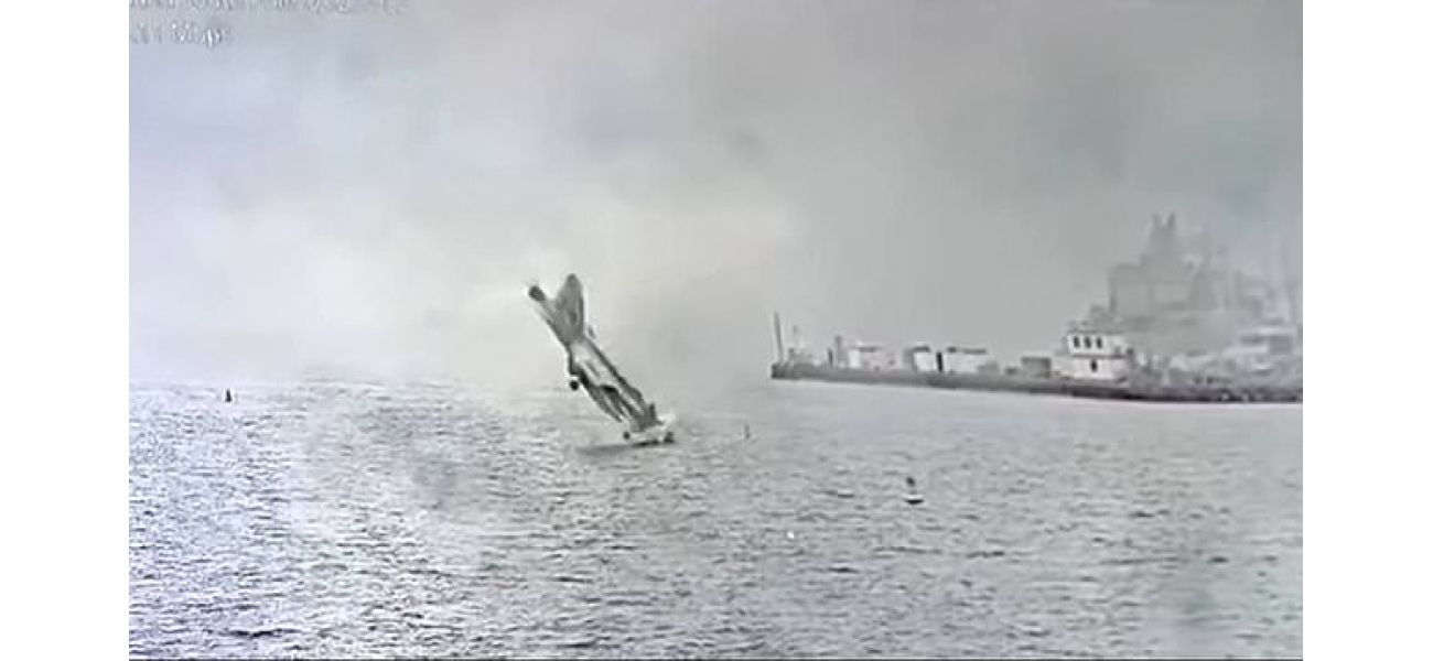 A $67 million US Navy fighter jet crashes into the ocean.