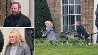Rebel Wilson and Kiefer Sutherland run through English town for new film.