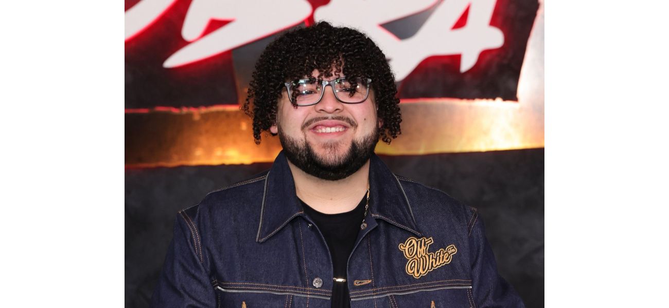 A well-loved ex-child star appears drastically different, 16 years after achieving stardom.