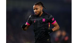 Chelsea advised to offload Nkunku and replace with 'irritating' EPL forward.