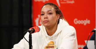 Napheesa Collier emerges as champion of Unrivaled's One-On-One Tournament, earning $200K.