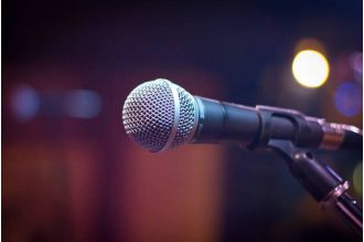 Shaboozey believes record labels should provide more financial assistance and health insurance for artists.