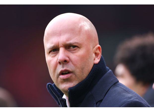 Darren Bent believes that Liverpool is the clear favorite to win the Premier League, with only one potential obstacle in their way.