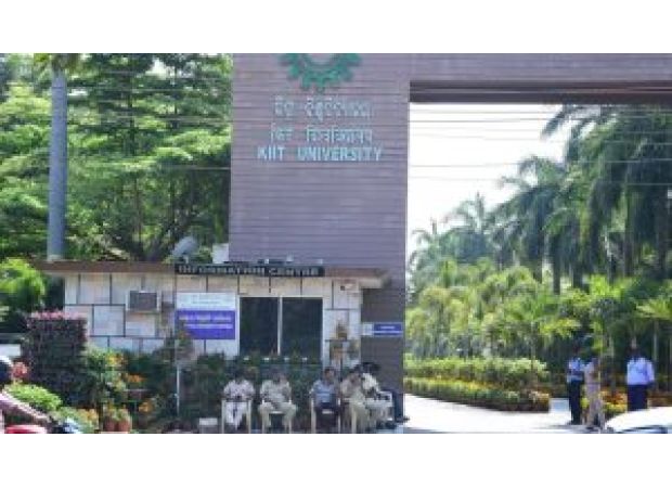 KIIT University has changed its decision and is now encouraging Nepali students to come back.