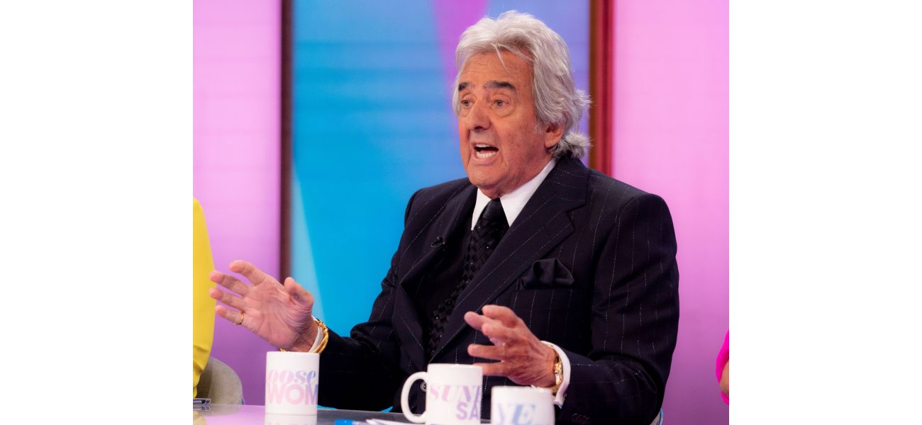 David Dickinson expressed frustration at not being able to appear on Loose Women, calling the situation 