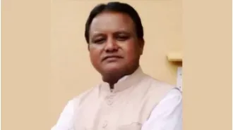 The Chief Minister of Odisha invites Nepali students to come back to KIIT and promises them fair treatment.