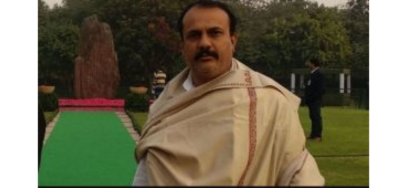 Congress leader wants Agriculture Minister to resign due to fraud allegations in Maharashtra.