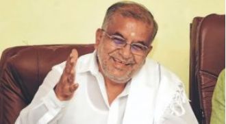 JD(S) leader expresses support for Siddaramaiah after he is cleared of charges in MUDA case.