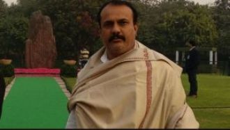 Congress leader wants Agriculture Minister to resign due to fraud allegations in Maharashtra.