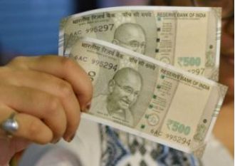 India's international currency reserves decreased to $635.72 billion.