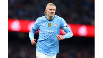 Find out the latest updates on team news, predicted lineups, and injuries for the upcoming match between Manchester City and Liverpool.