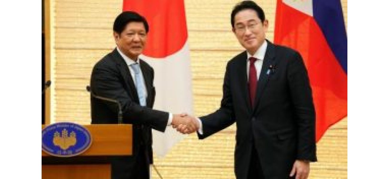Japan and the Philippines hold discussions at a senior level due to growing concerns about China.