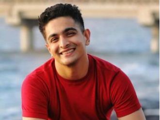 Ranveer Allahbadia questioned for 5 hours by Maharashtra Cyber.