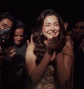 Pakistani actress Hania Aamir received backlash for recreating an iconic scene from ‘Om Shanti Om’ in a video posted by Meesho.