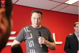 People are mocking Elon Musk on social media for threatening to fire federal employees if they don't document their work.