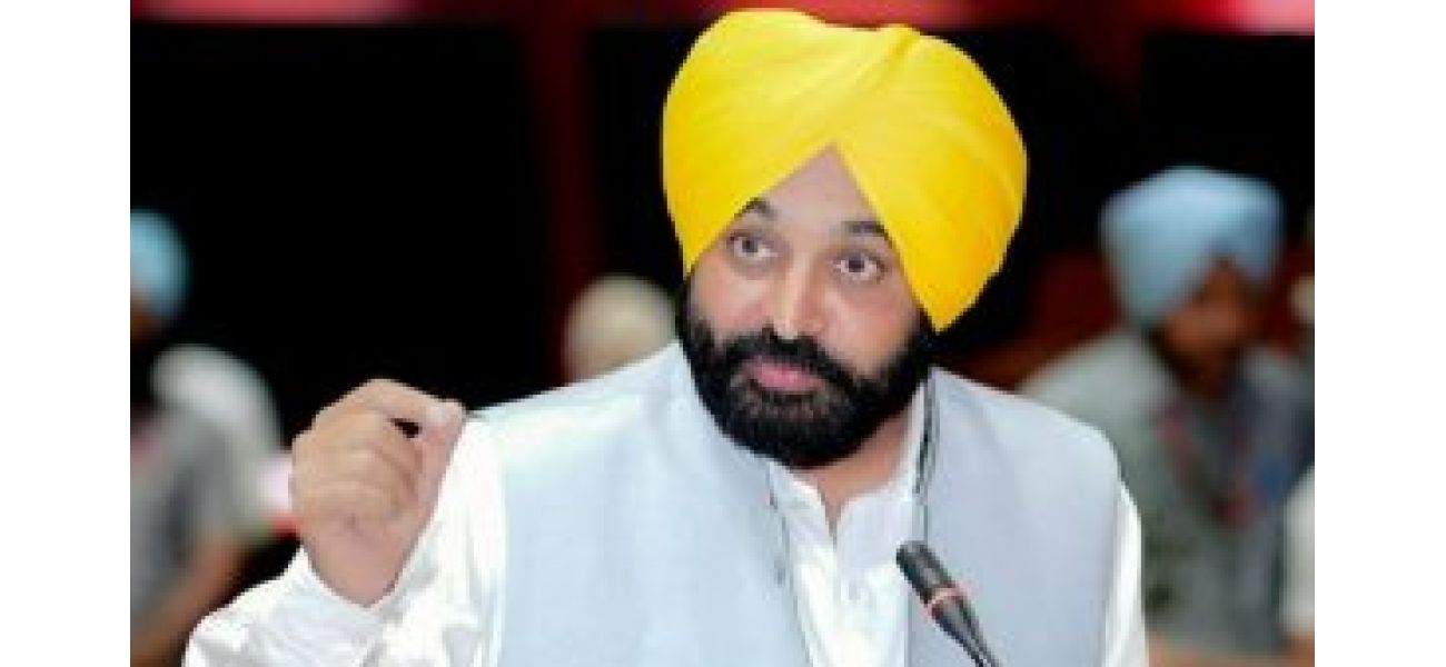 Punjab lawmakers reject central government's proposed agricultural marketing policy.