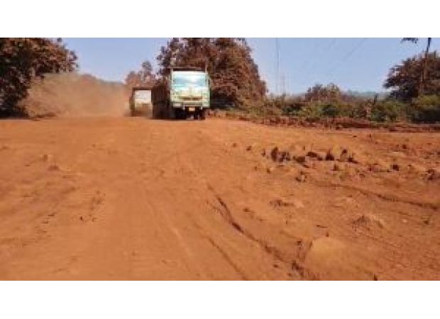 Problems hinder progress on Joda-Bamebari road construction.