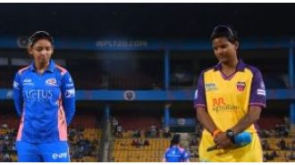 Mumbai Indians choose to field first against UP Warriorz.