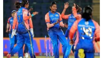 MI's Sciver-Brunt duo lead the way as they easily defeat UPW by 8 wickets.