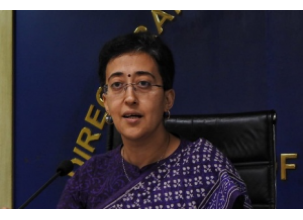 Atishi takes charge of protest against Delhi Assembly's decision to bar entry for suspended Opposition MLAs.
