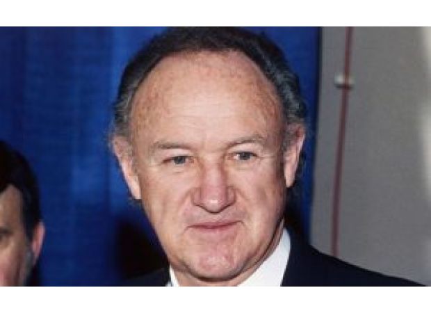 Gene Hackman, a 95-year-old Oscar-winning actor, passed away at his home.