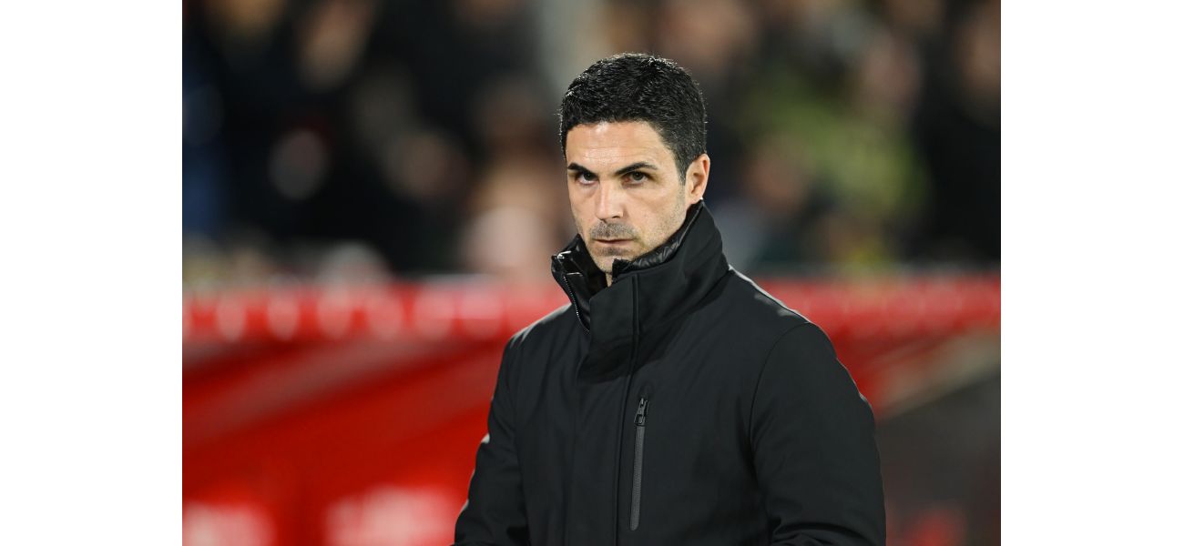 Arsenal willing to offload player to raise funds for signing striker in upcoming transfer window.