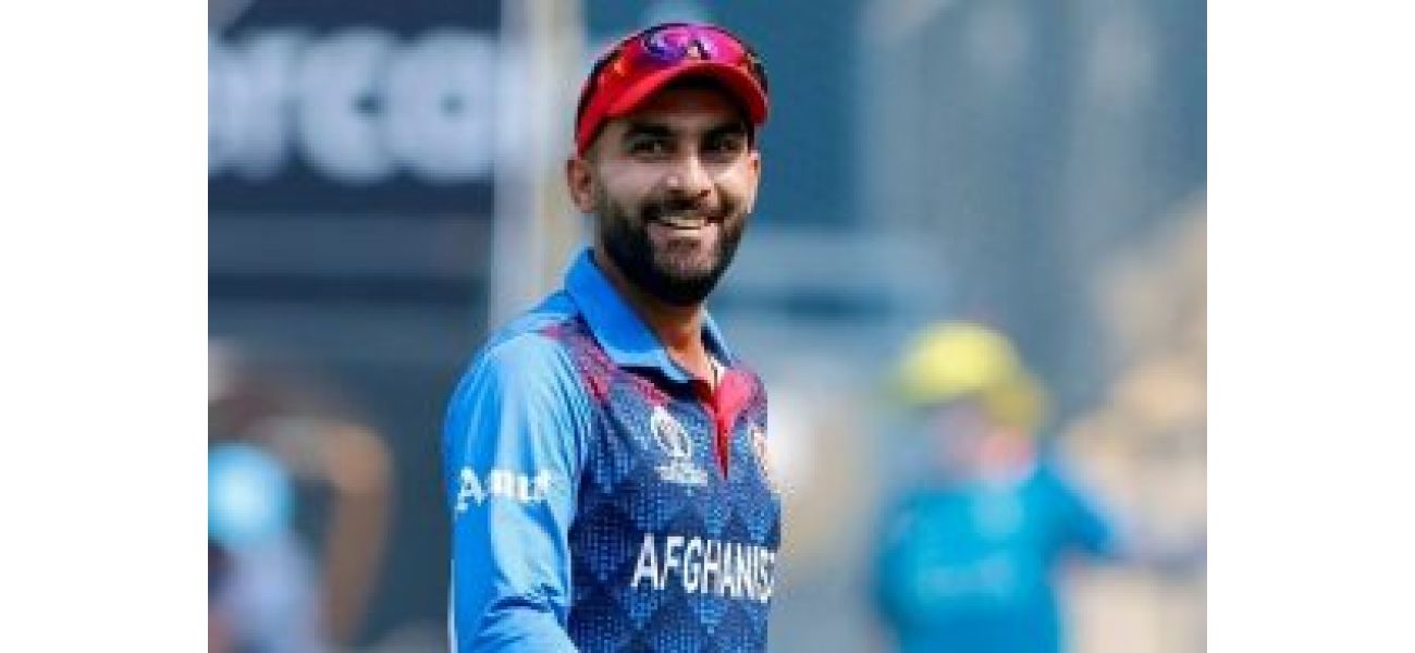 Afghanistan chooses to bat first against Australia in important match at Champions Trophy.
