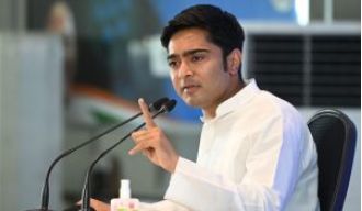 Abhishek Banerjee denies rumors of disagreement with Mamata.