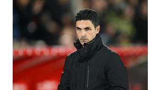 Arsenal willing to offload player to raise funds for signing striker in upcoming transfer window.
