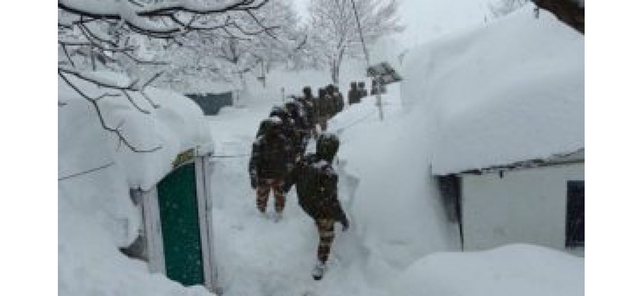 25 workers are still trapped and 32 have been rescued in the Uttarakhand avalanche.