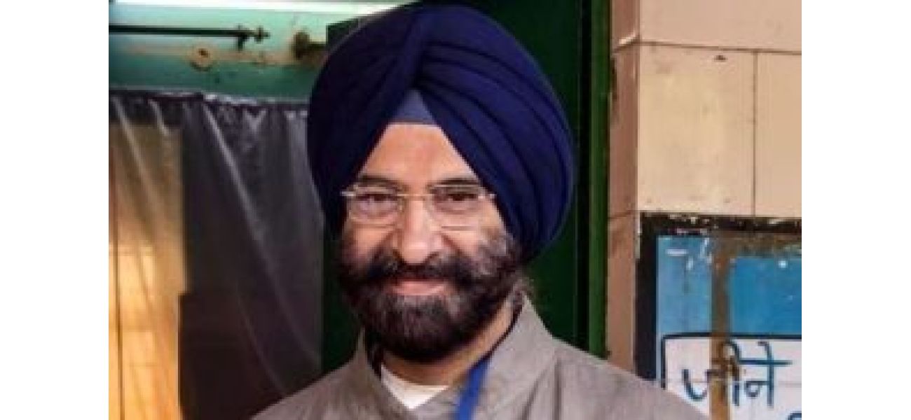 Starting April 1, the use of petrol will not be allowed for vehicles that are over 15 years old in Delhi, according to Minister Sirsa.