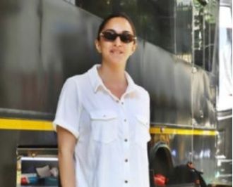 Actress Kiara Advani spotted post pregnancy news reveal.