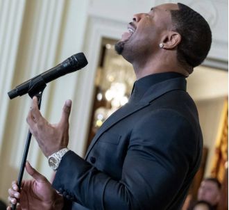 Tank's dream is fulfilled as he takes on the role of a Broadway musical in 'Hell's Kitchen'.