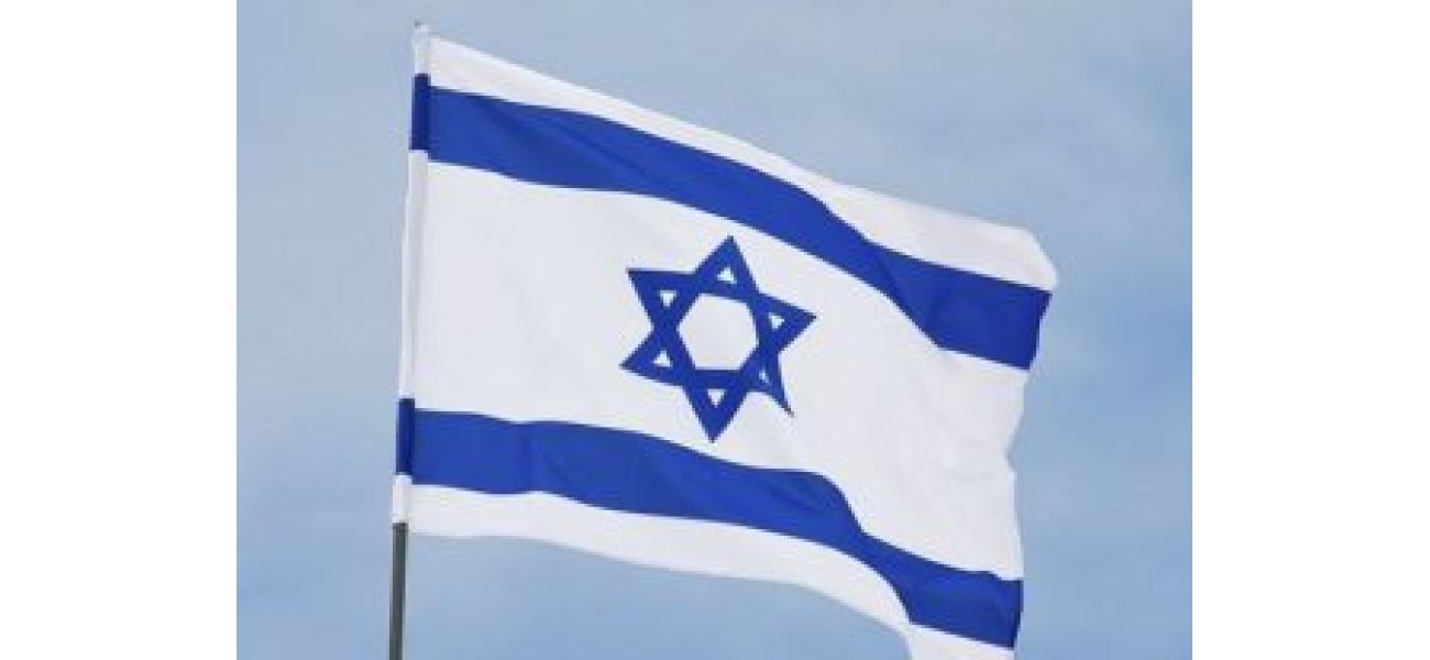 Israel stops Gaza assistance in attempt to force Hamas to agree to latest ceasefire plan.