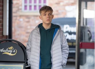 Another Coronation Street actor quits, leaving Julia Goulding heartbroken.