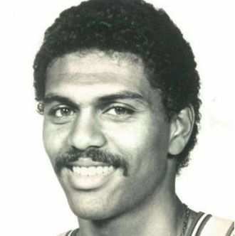 Basketball program at Bethune-Cookman University gets boost from ex-Chicago Bulls star, Reggie Theus.
