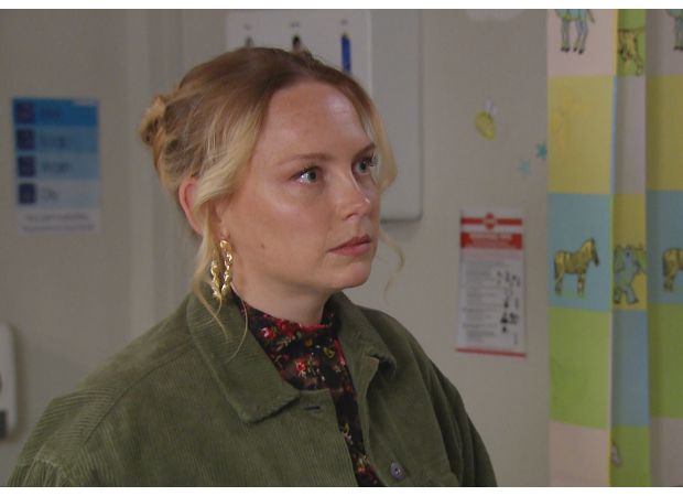 An Emmerdale actor comments on ITV's budget cuts, expressing confusion.